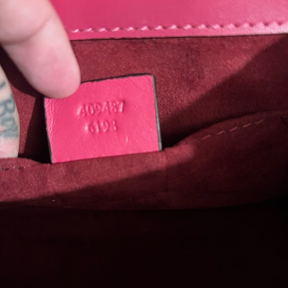 Gucci GG Supreme Padlock Shoulder Bag - Picture 9 of 9